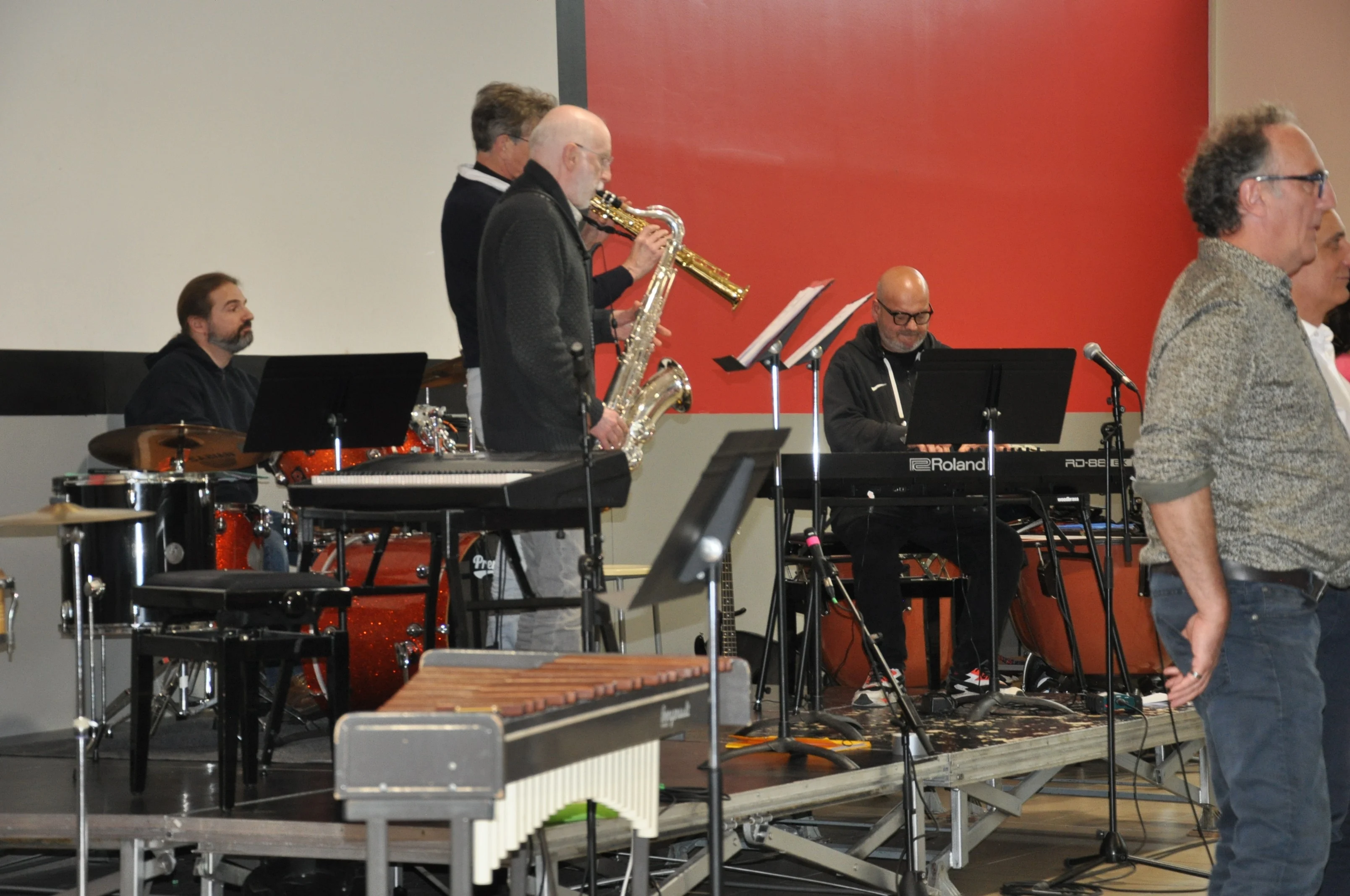 Audieleve11 04 26 28 